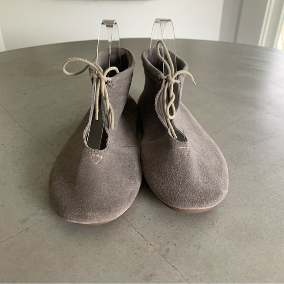 Sanuk Penelope Charcoal Gray Moccasins Minimalist Boho Outdoor Earthy Western - Picture 2 of 9